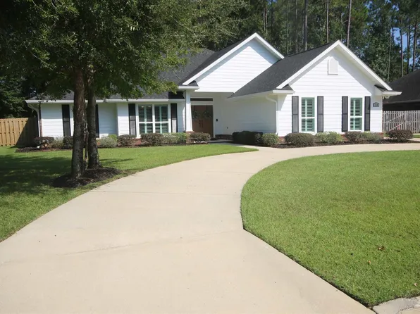 6130 Dollarweed Dr, Pace, FL 32571