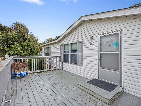 2nd image of 561 Edgarwood Way SW