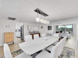 555 Oaks Ln APT 311, Pompano Beach, FL 33069