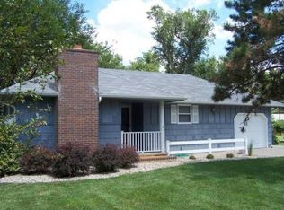 2734 Kimball Ave, Manhattan, KS 66502