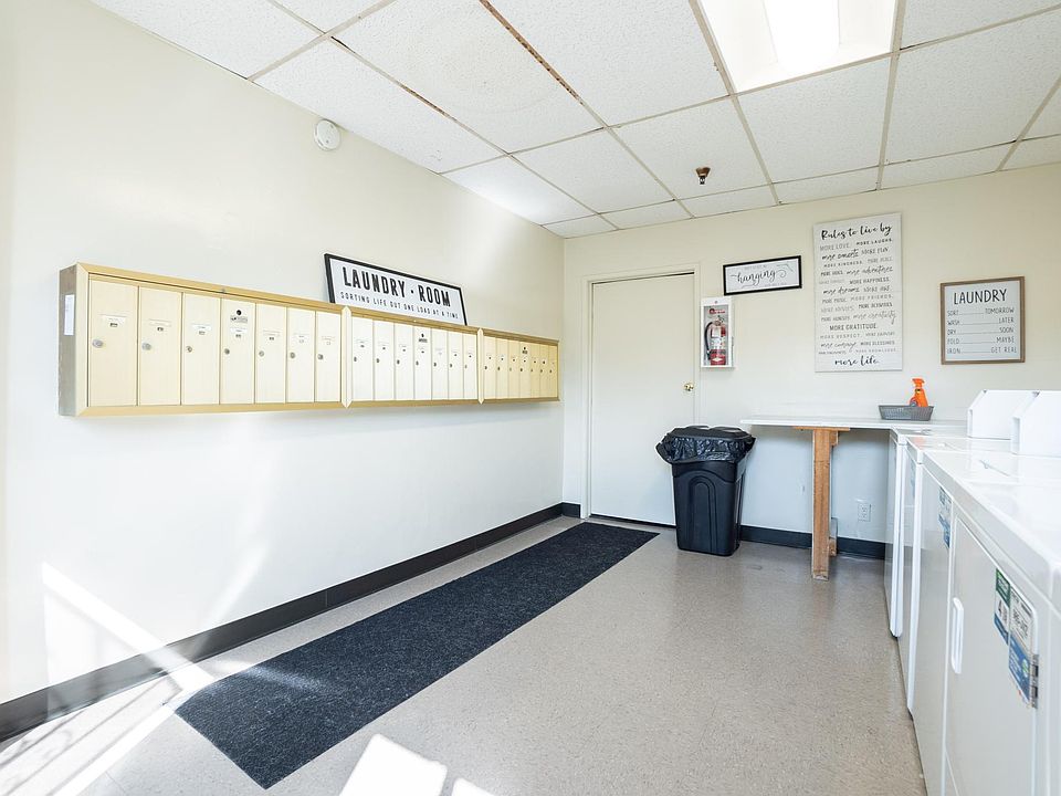 1st image of 13420 Doty Ave APT 21