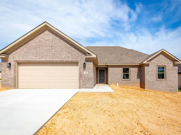 5201 Canter Ln, Jacksonville, AR 72076