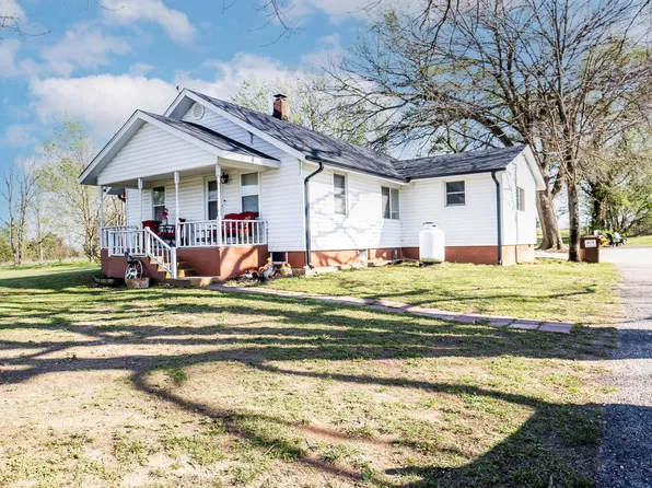 8730 E Farm Road 44, Strafford, MO 65757