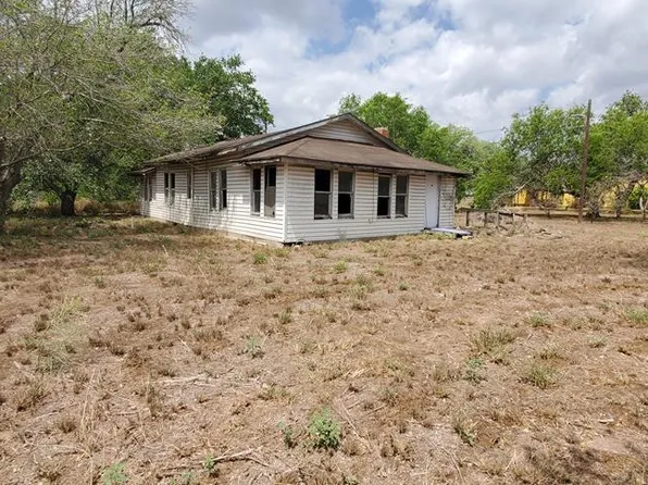 19834 W Cantu Rd, Santa Rosa, TX 78593