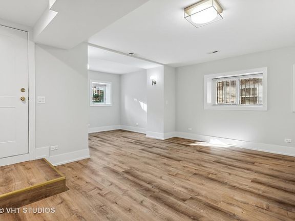 5th image of 1318 W Winnemac Ave #B