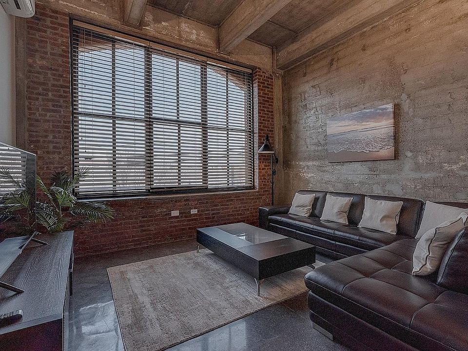 1st image of 225 McWhorter St #308