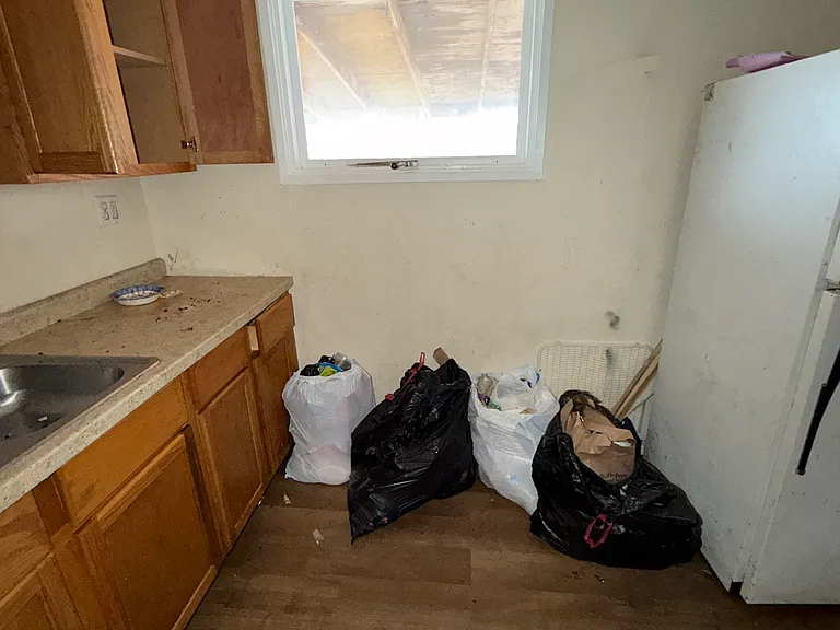 2 E Adams Dr — Photo 6