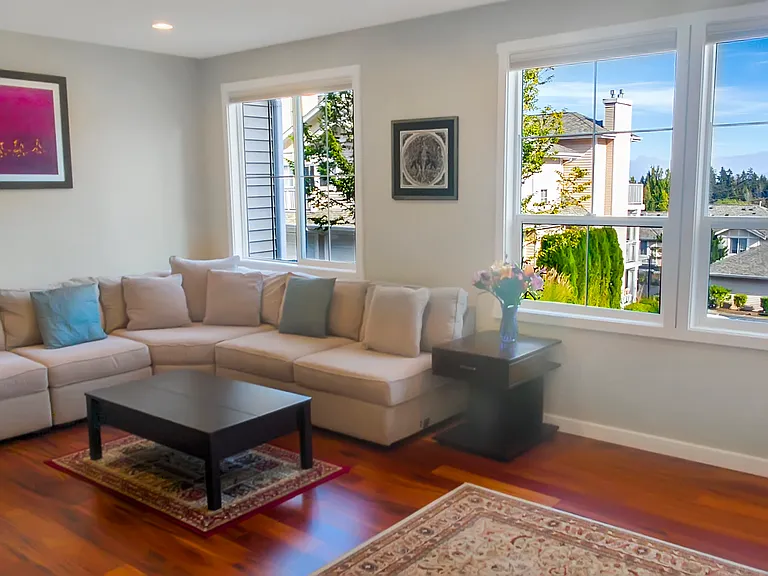 Living room with views of the Cascades