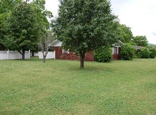 310 Page Ave, Poteau, OK 74953
