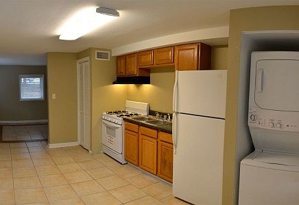 2nd image of 1861 Ivy Ln #1