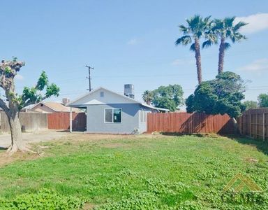 718 Castaic Ave, Bakersfield, CA, 93308