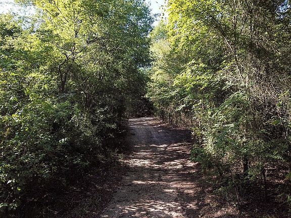 5th image of 712 Vz County Road 3723