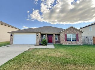 2315 Hickory Wood Ave, Lowell, AR 72745