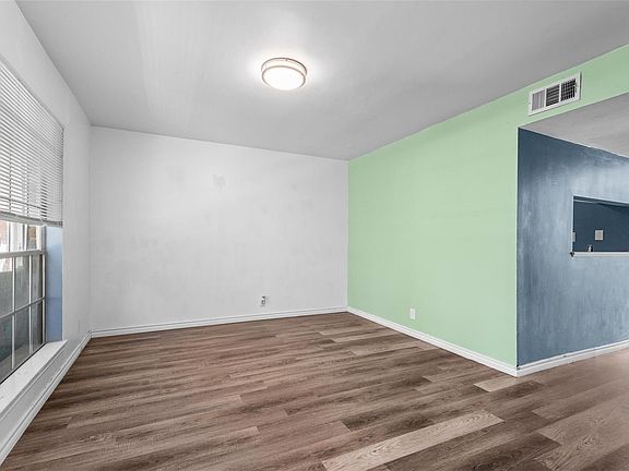 3rd image of 11002 Hammerly Blvd APT 93