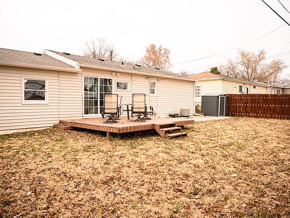 3rd image of 7405 S 69th St