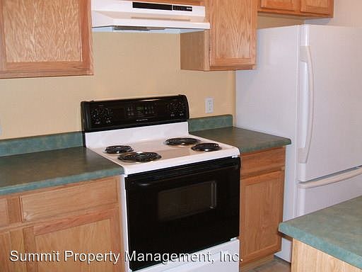2nd image of 110 Grant St