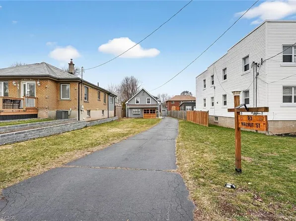 93 Walnut St, Brantford, ON N3T 1H3
