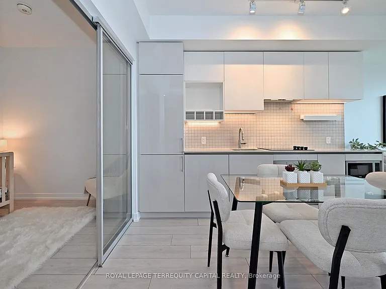 5 Buttermill Ave #4808 — Photo 20