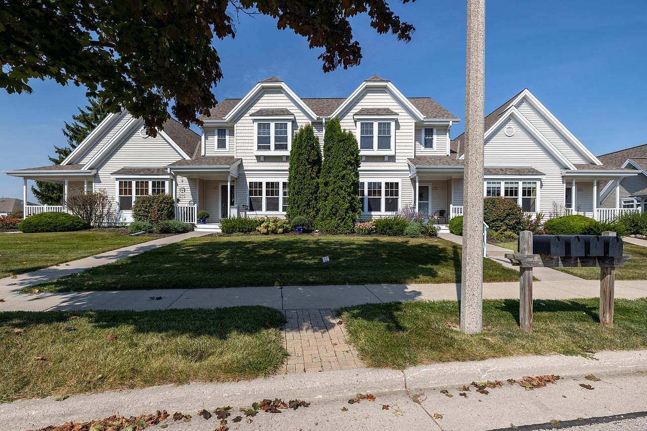 N28W6642 Alyce STREET #7, Cedarburg, WI 53012 | Zillow