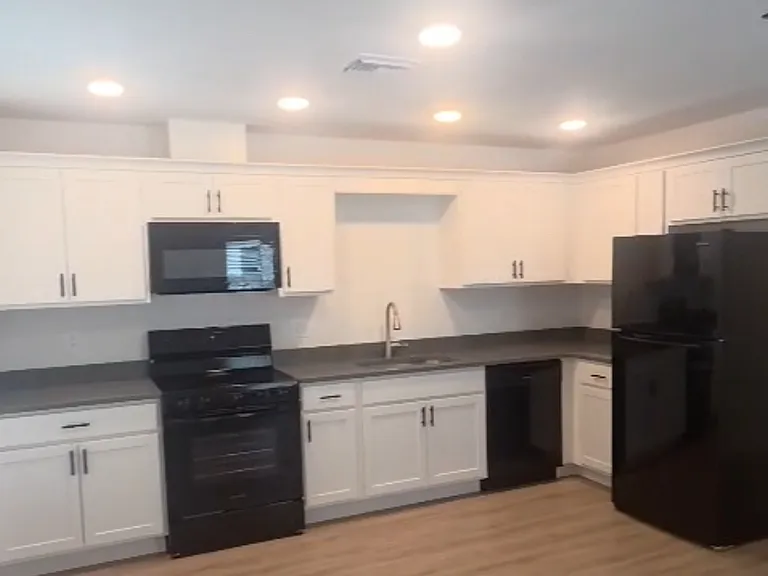 1065 Captiva Point — Photo 3