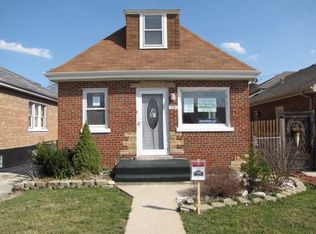 7741 Latrobe Ave, Burbank, IL 60459