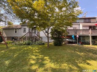 Plainfield Pike, Oneco, CT 06373