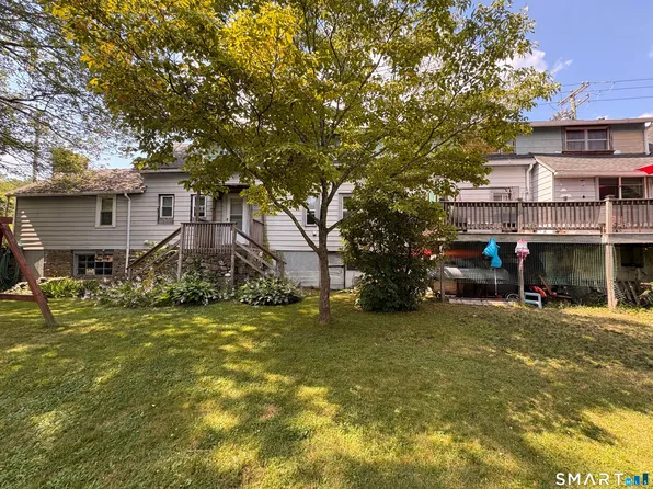 Plainfield Pike, Sterling, CT 06373
