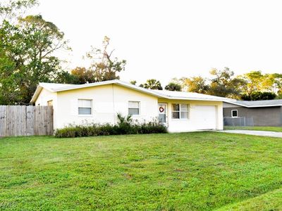 1811 Beachwood Dr, North Fort Myers, FL, 33903