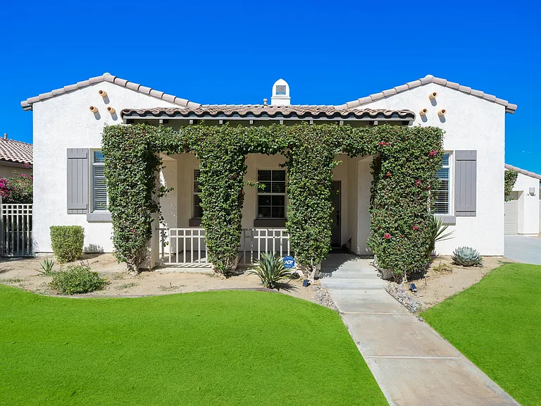 79700 Desert Willow St — Photo 13