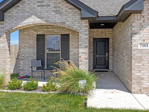 3rd image of 7501 Wellington Ct