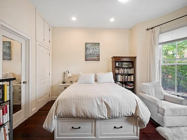 216 W Canton St #2 — Photo 3