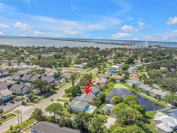 2505 Roy Hanna Dr S, Saint Petersburg, FL 33712