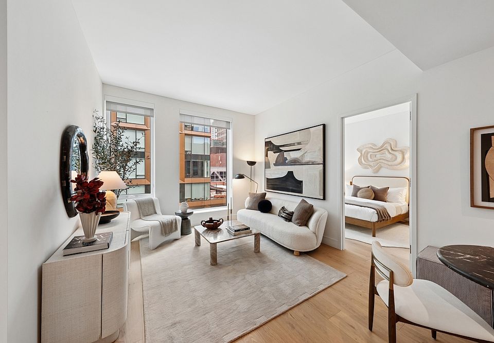 1st image of 312 W 43rd St #7C