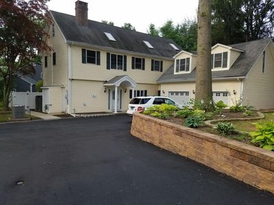 110 Sleeping Giant Dr, Hamden, CT, 06518