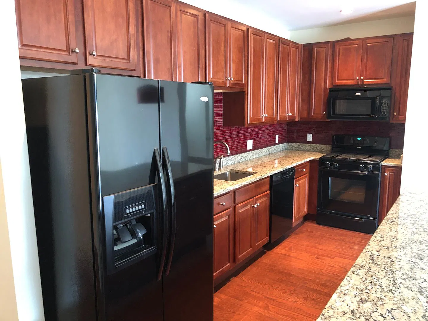 Beautiful Conshohocken 1 Bedroom 1 bath Condo at The Grande for rent $1975/month — Photo 4