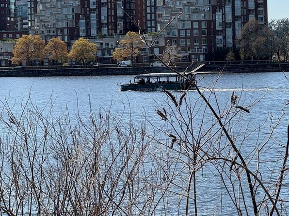 75-83 Cambridge Pkwy #802, Cambridge, MA 02142