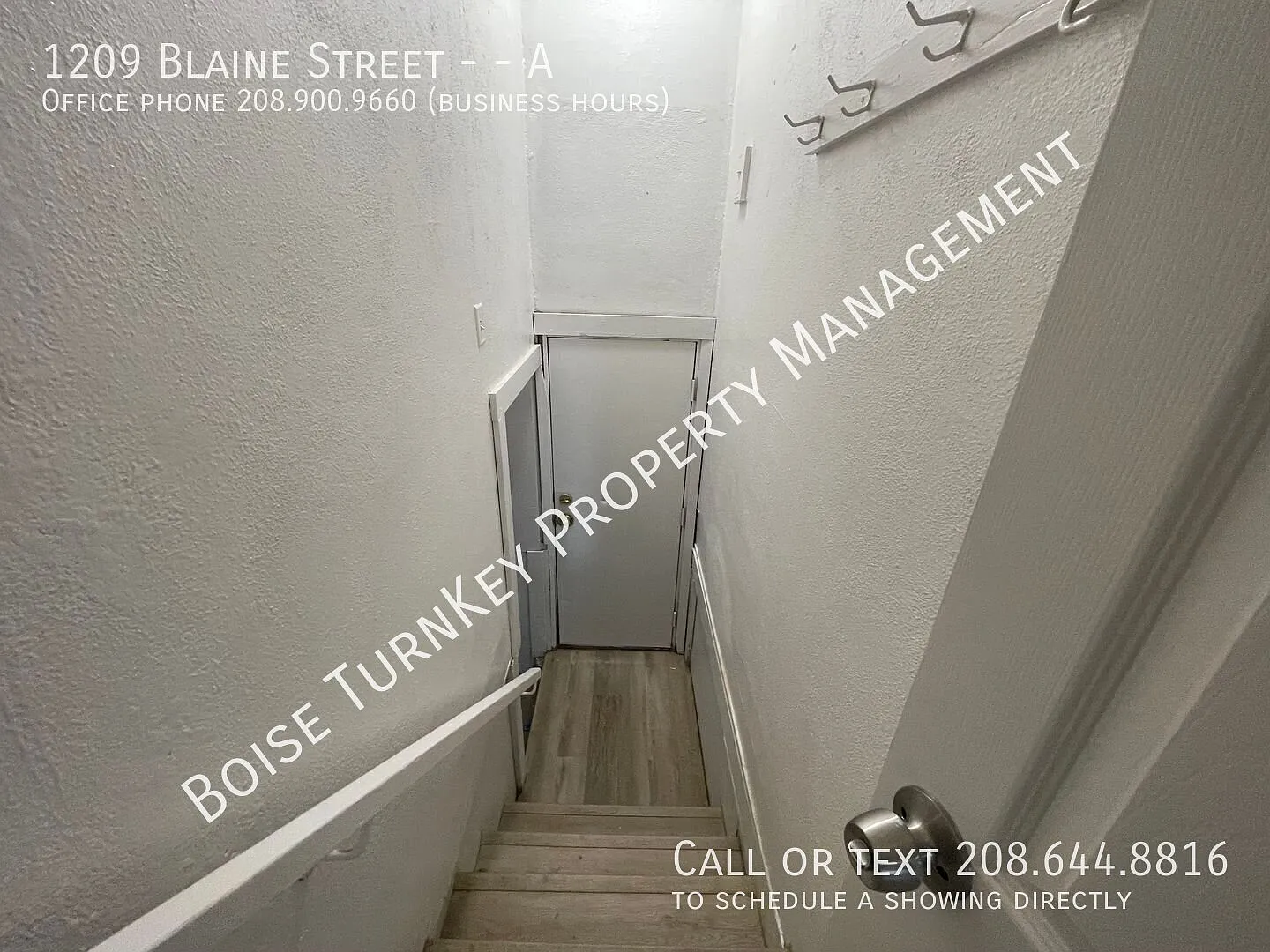 Newly Remodeled Ground Level 2 Bedroom Near Indian Creek Plaza — Photo 3