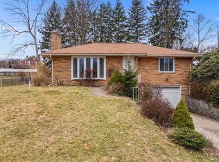 9509 Viewcrest Dr, Allison Park, PA 15101