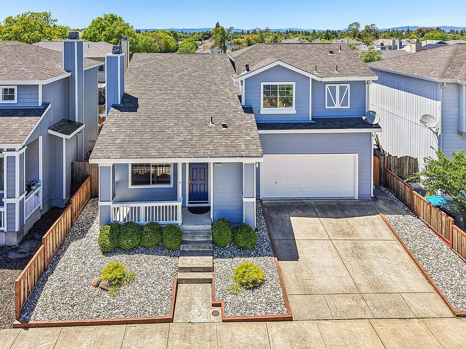 1st image of 2323 Malachite Way