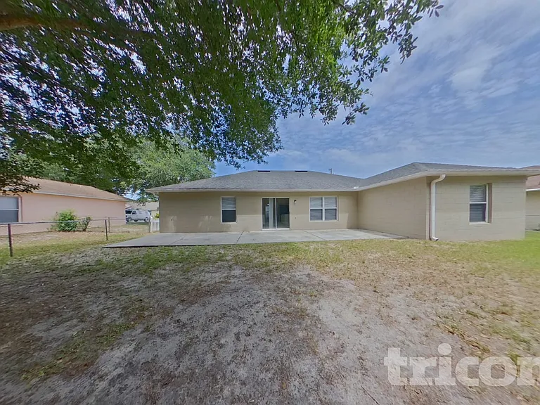 312 Colony Ct — Photo 15