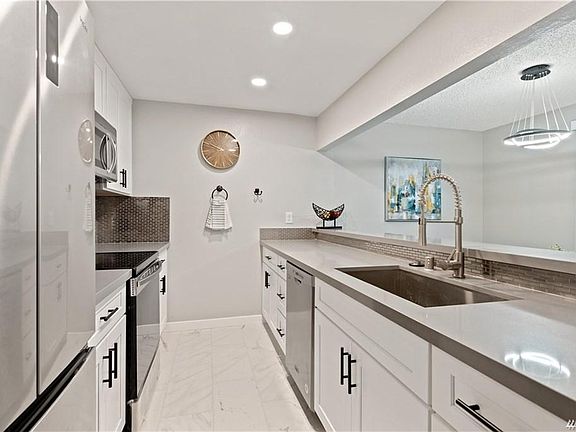 4th image of 6858 139th Ave NE APT 708