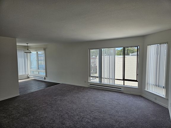 4th image of 1290 25th Ave APT 201