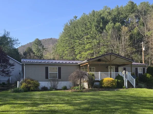 23 Page Run Ln, Renovo, PA 17764
