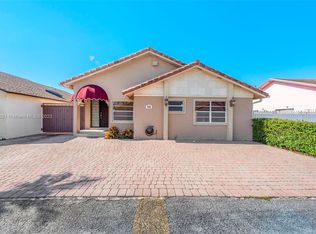 756 SW 100th Court Cir, Miami, FL 33174