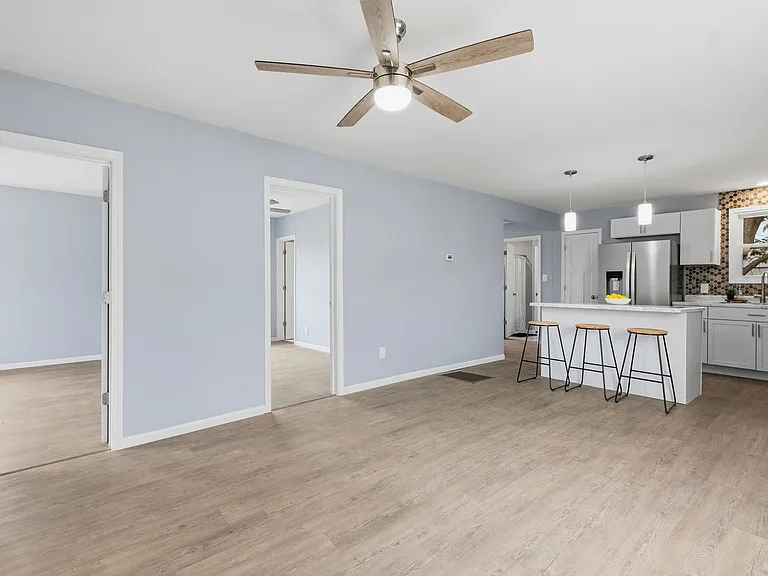 108 S Science St — Photo 18