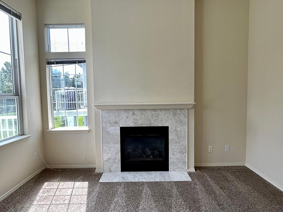 1st image of 23783 SE Summerhill Ln