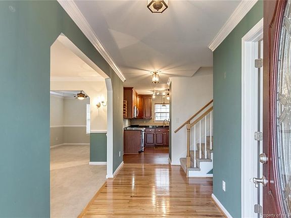 4th image of 5871 Montpelier Dr