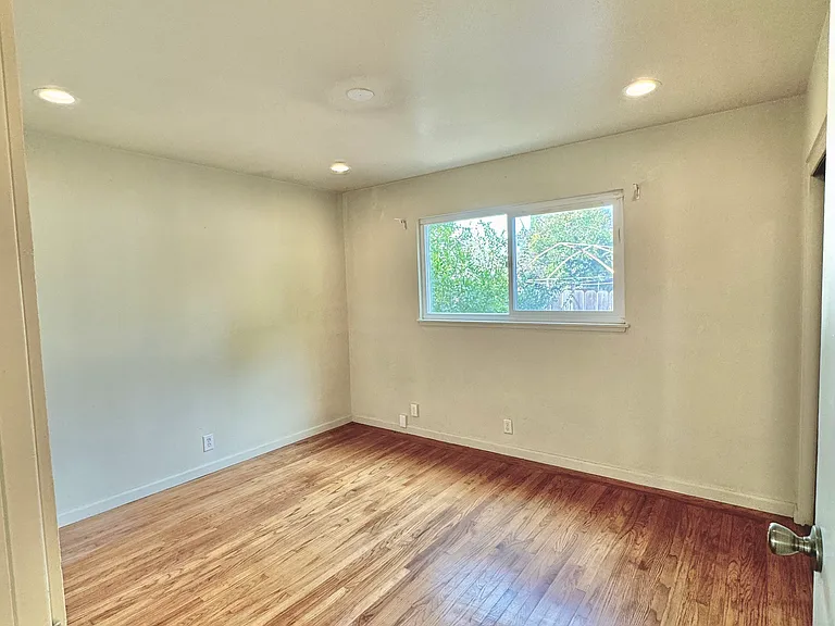 3185 Machado Ave — Photo 9