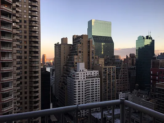 Sold by Keller Williams NYC | media 20