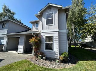 3240 Matthew Ln, Fortuna, CA 95540